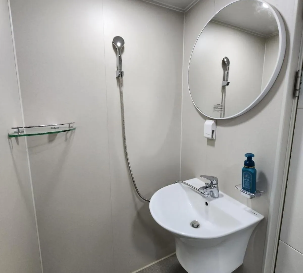 Pensionat Cozy House 10Min Walk From Kunkuk Station Line2 Line7 Hotell Seoul Sydkorea